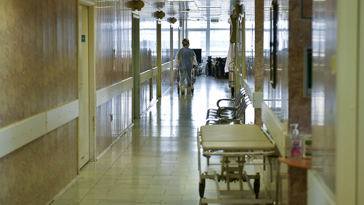 В Свердловской области за сутки умерли 36 пациентов с коронавирусом. Это новый антирекорд