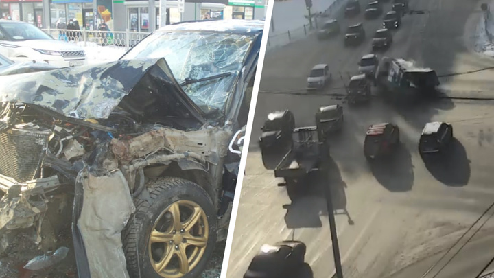 Четыре человека в больнице: в ГИБДД рассказали, как произошла авария с Subaru на Уралмаше