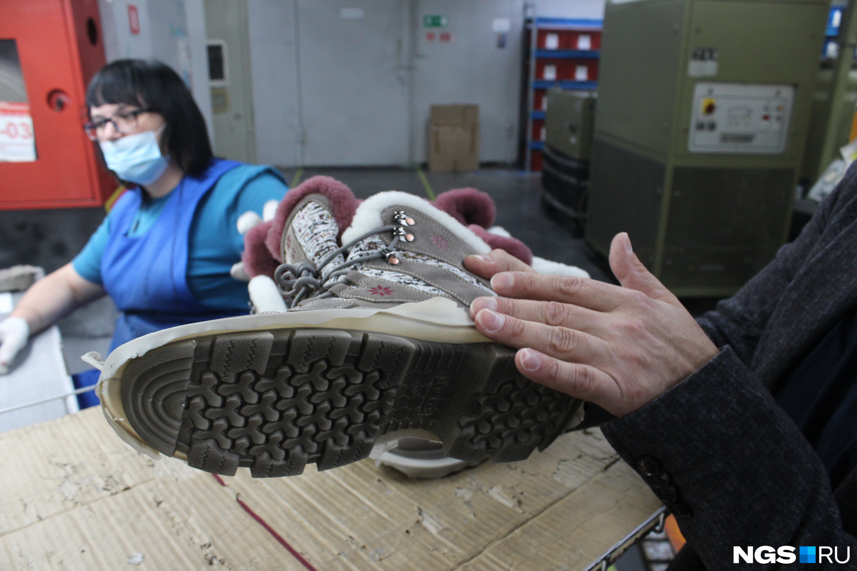 Как делают обувь в России. Производство обуви на фабрике в Бердске, как « Обувь России» делает обувь - 23 октября 2021 - 71.ru