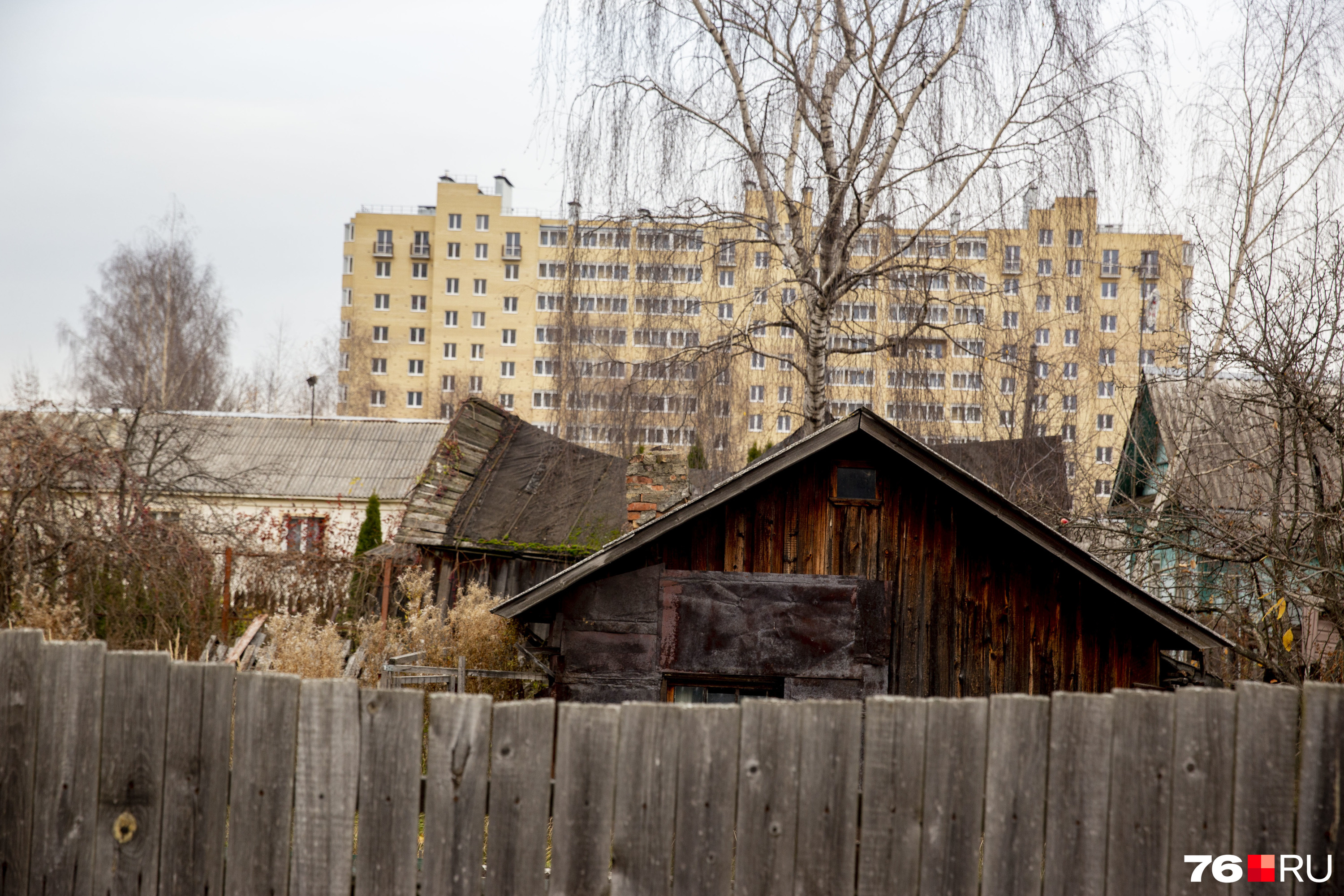 Почти деревня, если бы не фон Почти деревня, если бы не фон