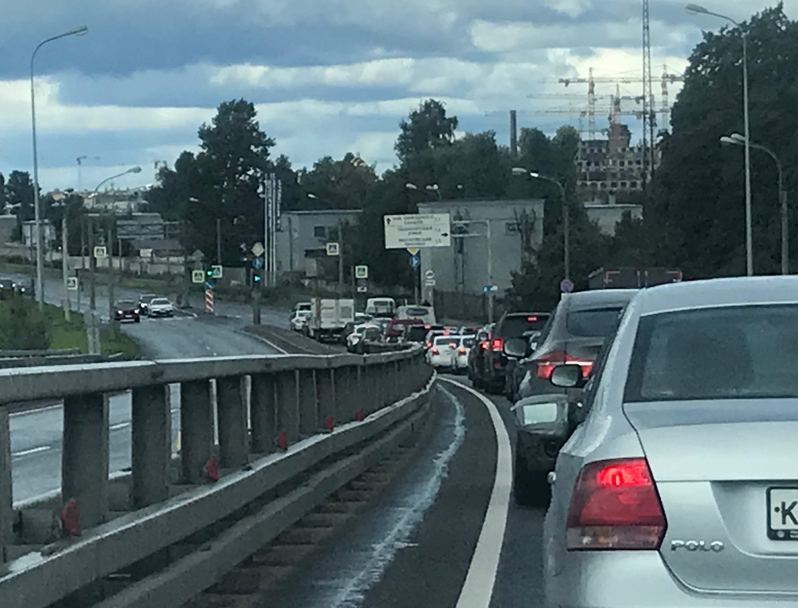 В Петербурге пробки. На КАД — 11,5 км, Митрофаньевское перекрыло  «массивное» ДТП - 4 сентября 2021 - ФОНТАНКА.ру