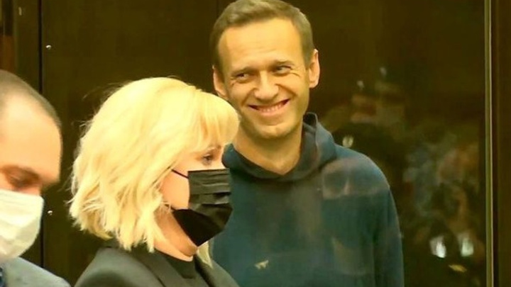 Следственный комитет завел на Навального еще одно уголовное дело