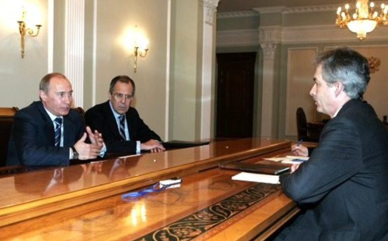Беседа Владимира Путина с послом США в России Уильямом Бёрнсом в марте 2008 года