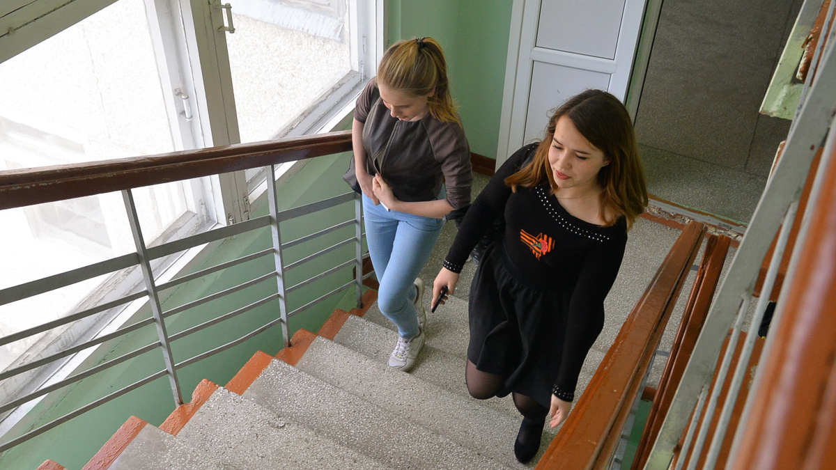 Родители 3 лицея. Почему 109 лицей и 152 школа объединились Екатеринбург.