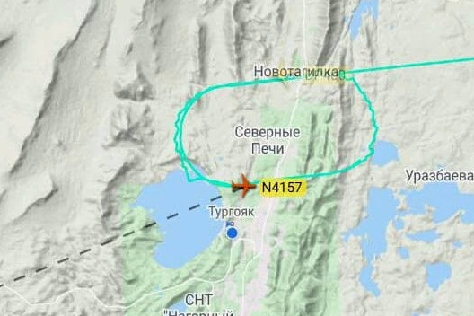 Почему борт кружил в небе над Челябинской областью, в аэропорту и в авиакомпании не уточняют