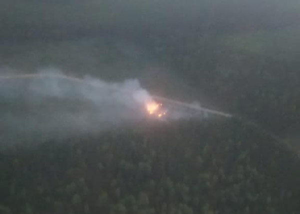 Рухнувший в Архангельской области самолет сгорел. Прокуратура показывает место крушения