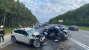 Водитель «Ауди» погиб в массовой аварии на трассе под Новосибирском