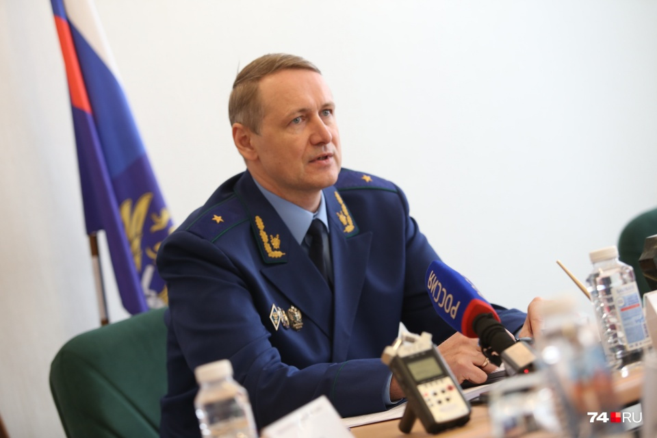Виталий Лопин покинул пост областного прокурора в конце прошлого года и устроился на работу в РМК