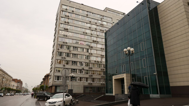 Силовики пришли с обысками в правительство Красноярского края