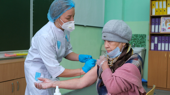 «Меня уволят?» Юрист объяснила, как будет работать обязательная вакцинация в Челябинской области