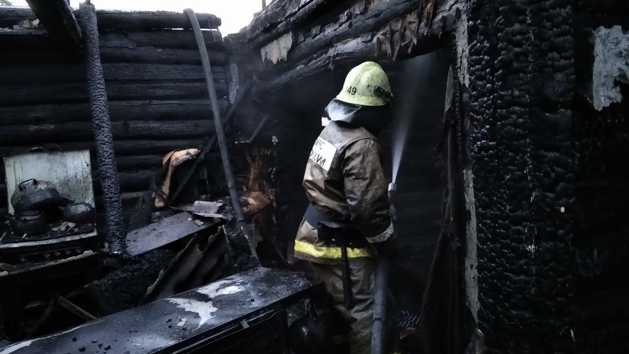 Отец и трехлетняя дочь погибли в пожаре в Башкирии