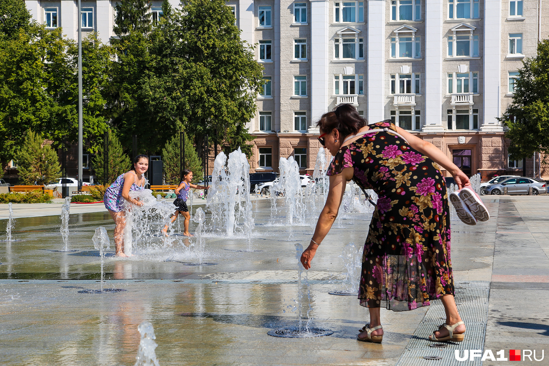Теперь на Советской площади красуется обновленный фонтан