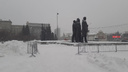 Центр Новосибирска вновь огородили. Показываем, что сейчас происходит на площади Ленина
