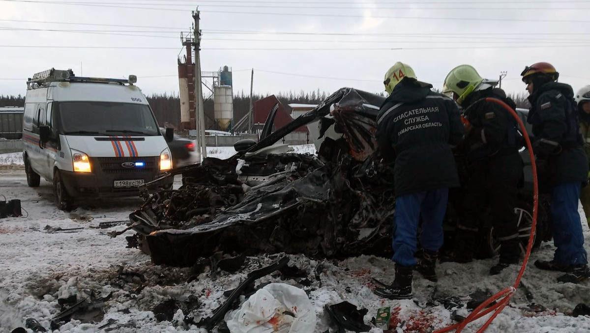 В иномарке находилось 7 человек. Все они погибли В иномарке находилось 7 человек. Все они погибли