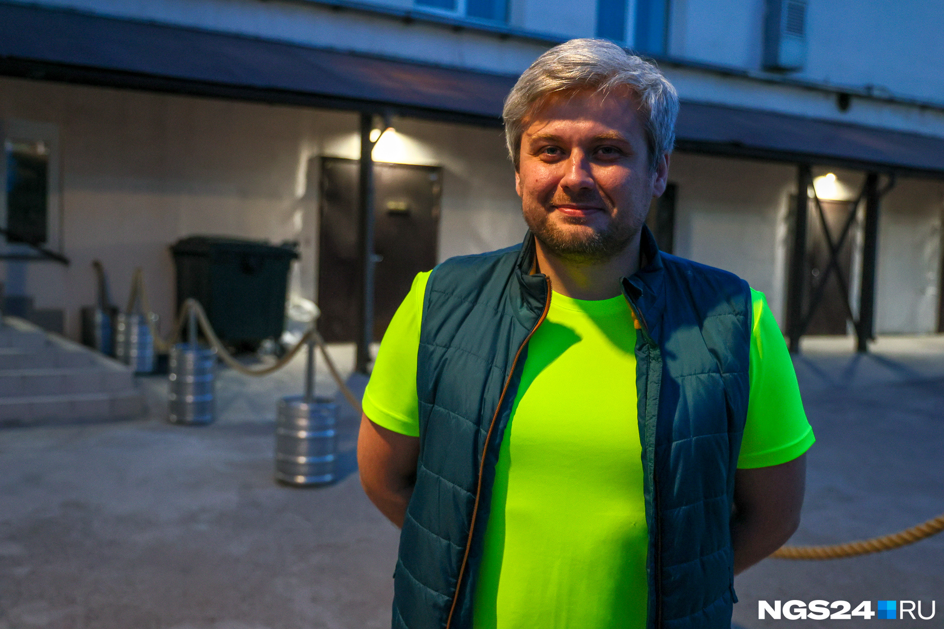 Александр с сожалением признает, что шансов в следующей игре немного Александр с сожалением признает, что шансов в следующей игре немного