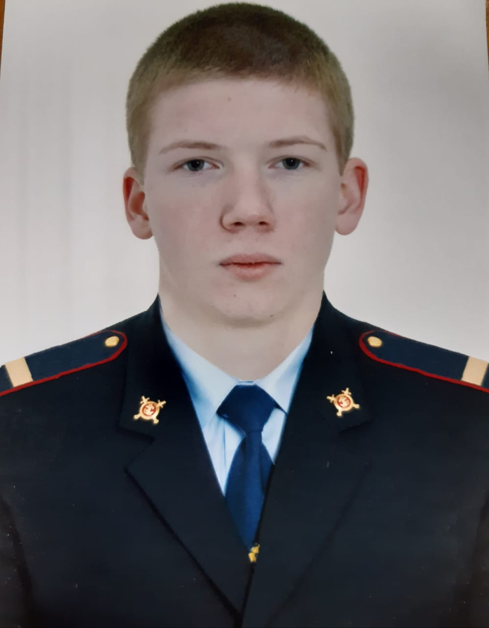Старший сержант полиции Алексей Тихонов