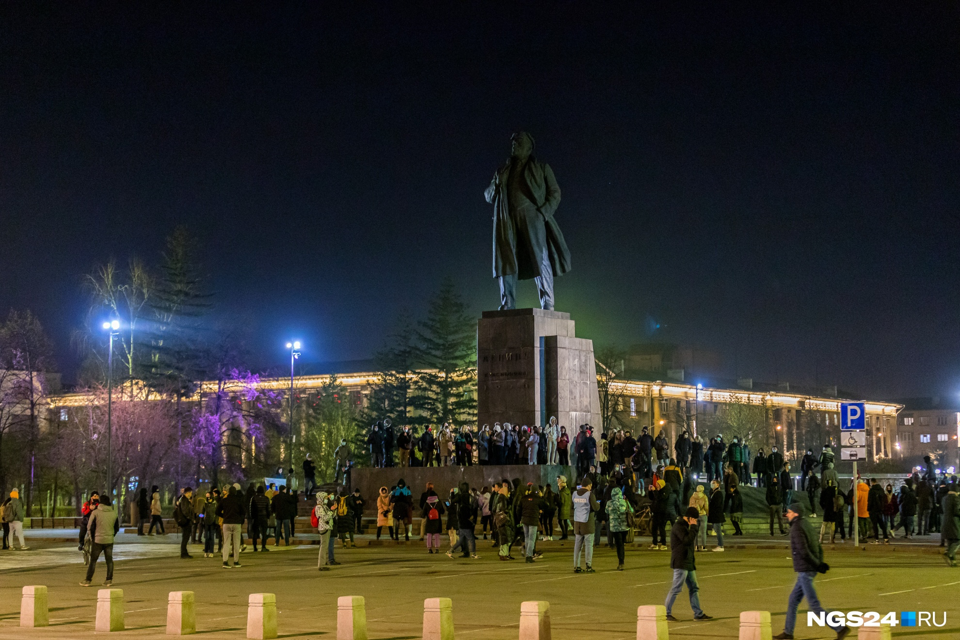Акция в апреле прошла около памятника Ленину и обошлась без единого задержания. Но это не значит, что штрафов не будет