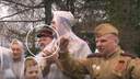 Игорь Орлов в военной форме образца 43 года отпраздновал 9 Мая в Устьянском районе