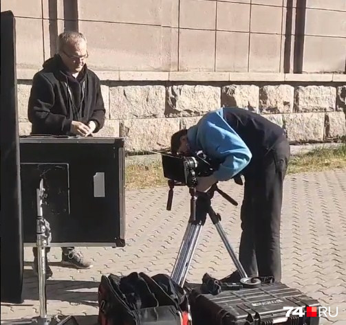 Челябинские специалисты помогали работать со звуком и камерами