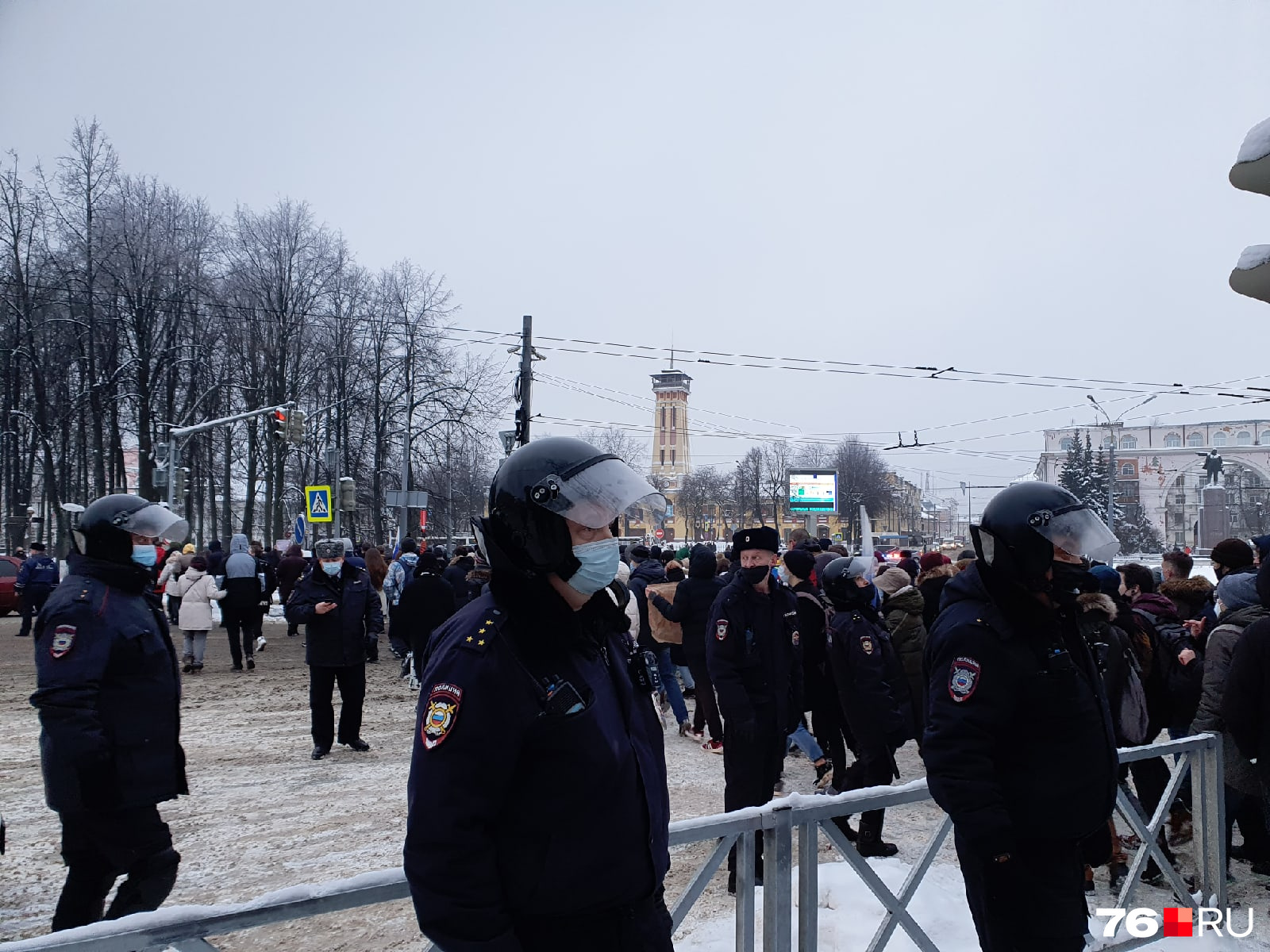 Тоже полиция. Столкновения протестующих с ОМОНОМ. Ярославский ОМОН. Наб. Челны молодёжный Майдан в 2019 году стычки с полицией. Фотографии ОМОНА.