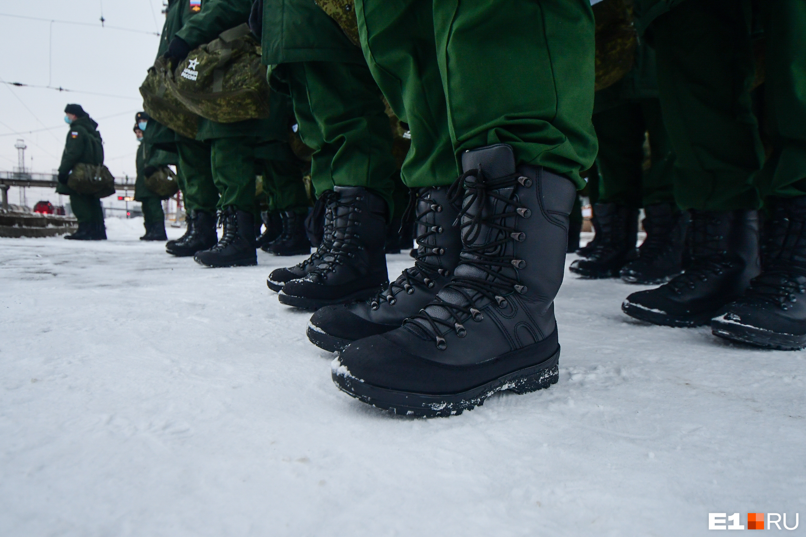 Беспилотники массово атаковали три региона России: новости СВО за 17 декабря