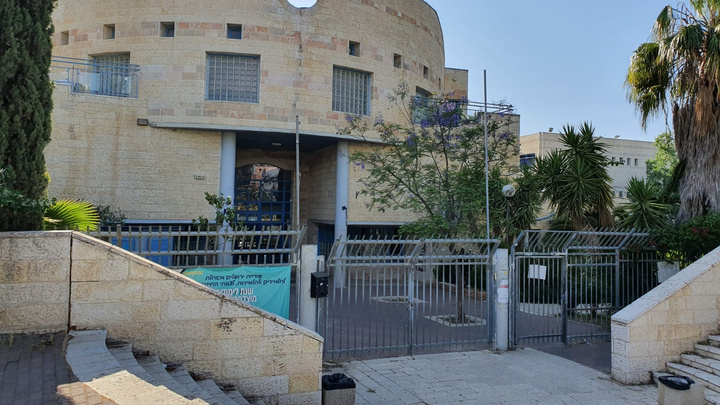 Ни металлодетекторов, ни бабушек-вахтеров: как охраняют школы в Израиле, где никогда не было «Колумбайнов»