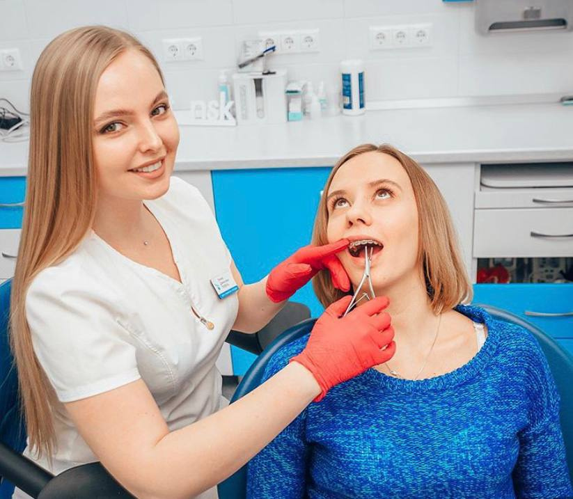 Элина работает в клинике Skydent уже 5 лет Элина работает в клинике Skydent уже 5 лет