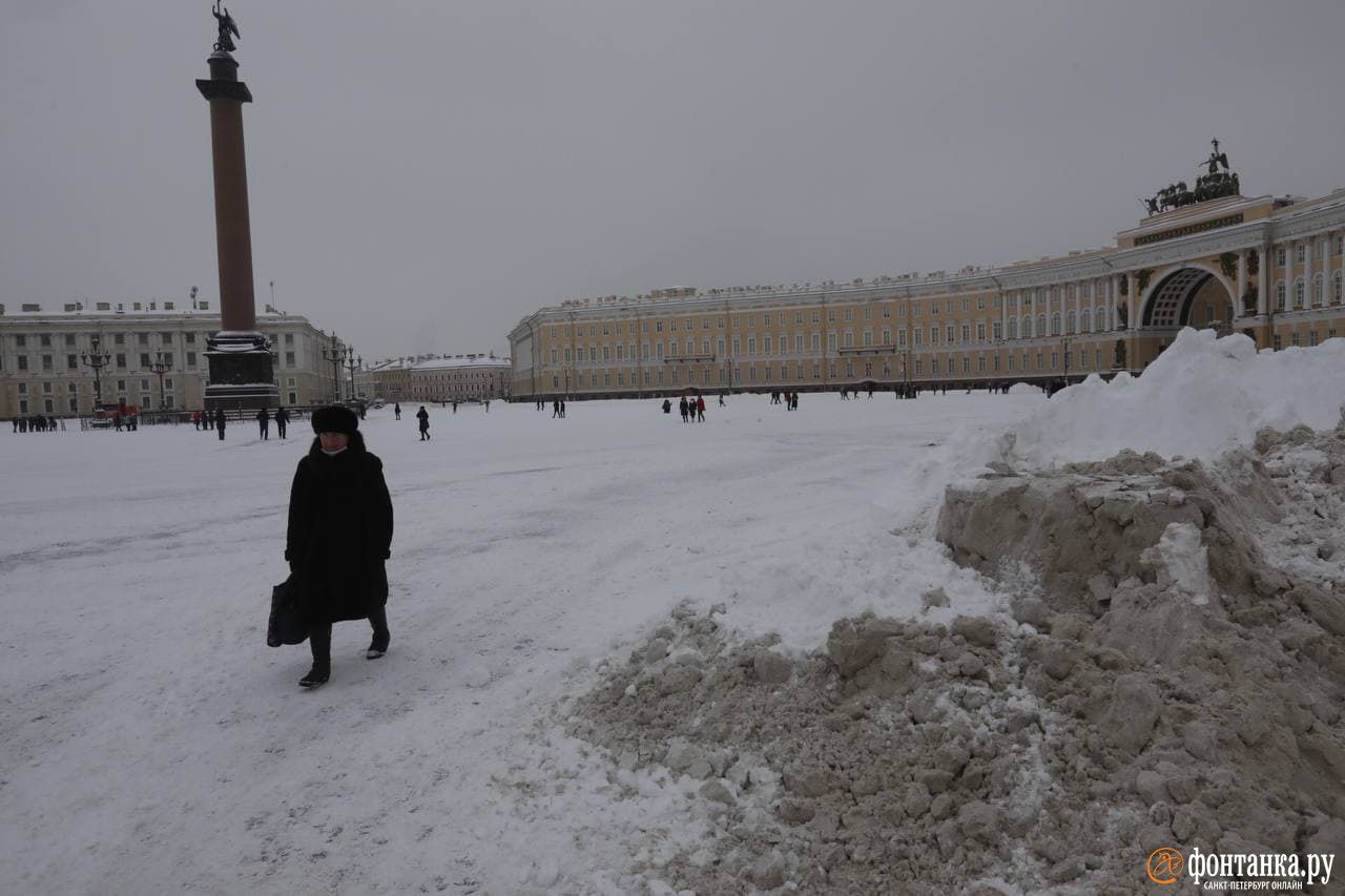 Санкт петербург в феврале. Снег в Петербурге. Питер в снегу 2021. Сугробы в Петербурге зима 2021.