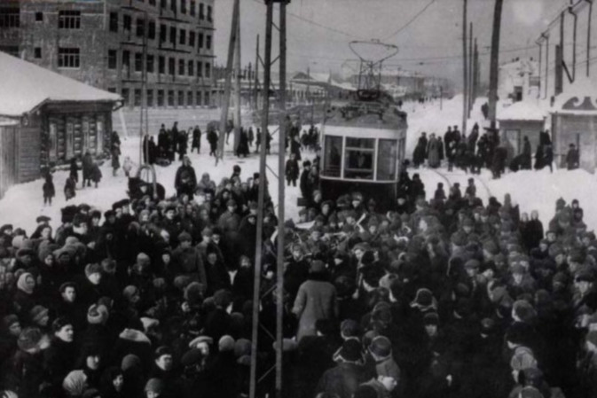 Пуск трамвая к Ленинской фабрике