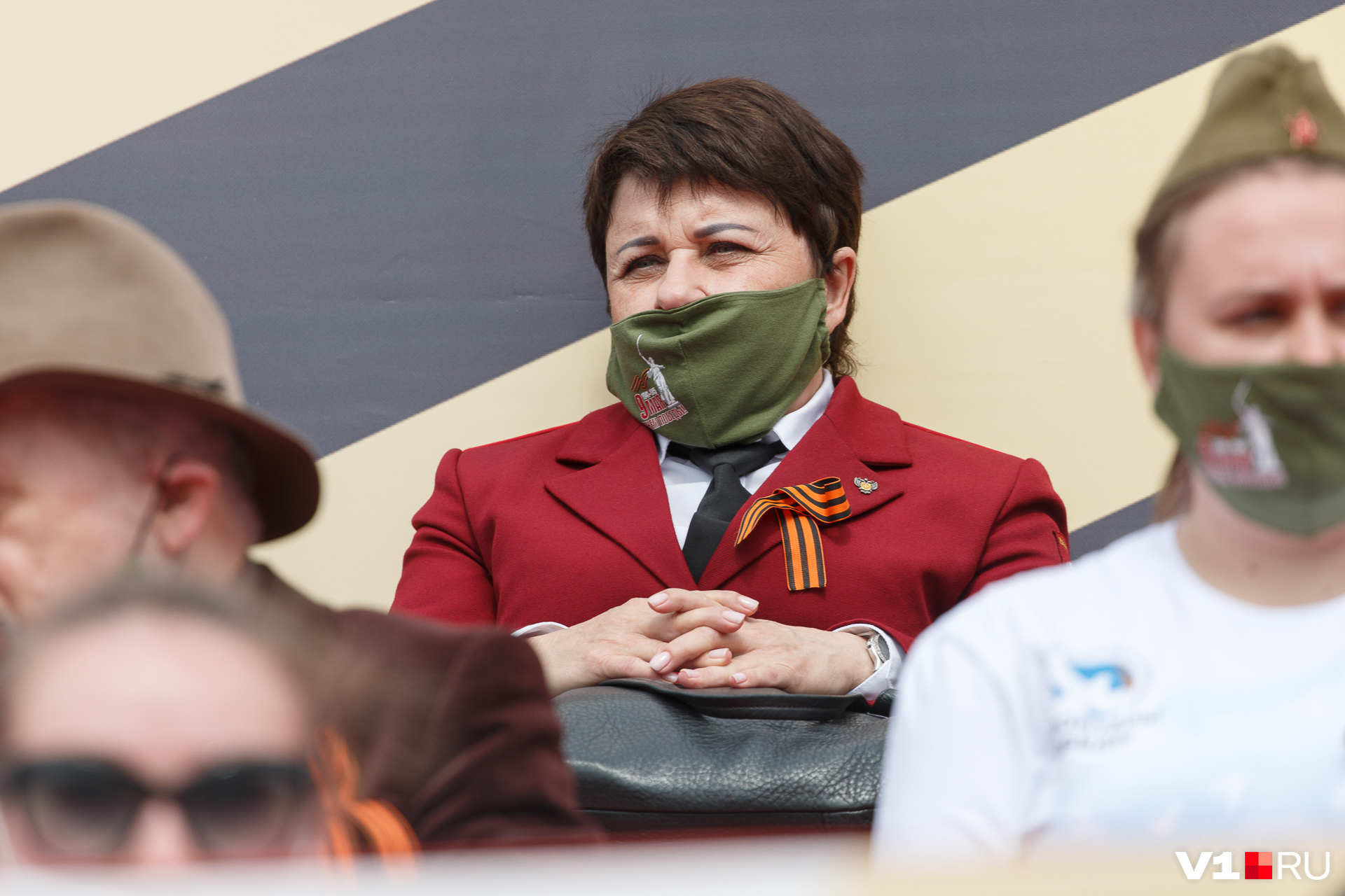 Кто может носить маску лучше руководителя Роспотребнадзора по Волгоградской области Ольги Зубаревой?