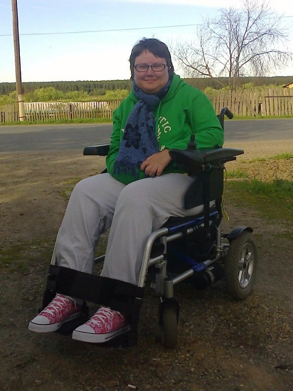 Через три года после аварии Светлана смогла садиться в коляску
