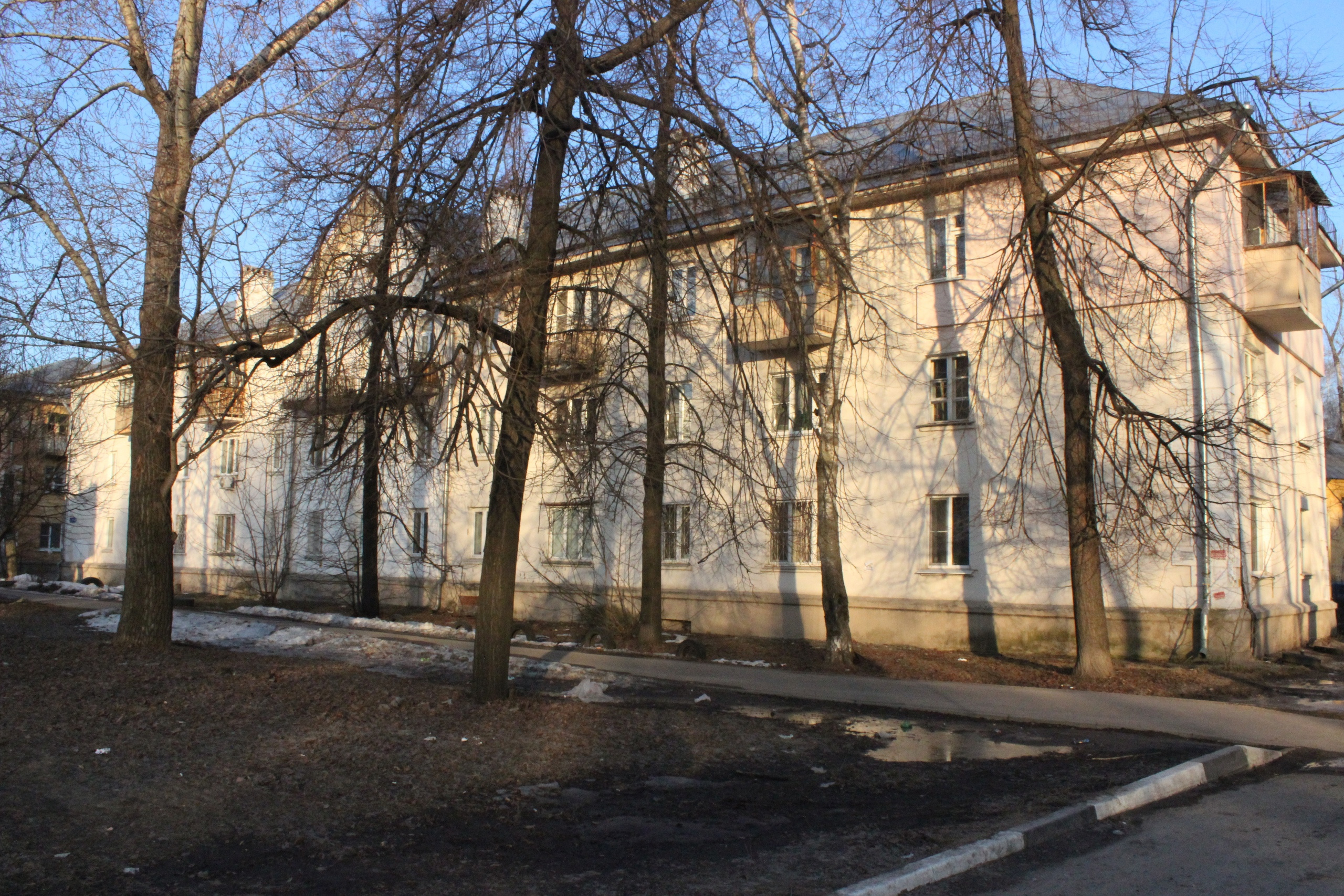 В квартире, за которую должна платить, Лилия не была с шести лет В квартире, за которую должна платить, Лилия не была с шести лет