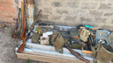 Бомбы, патроны, гранатомет: ФСБ накрыла две оружейные мастерские на Дону