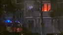 «Спасатели выкидывали вещи с балкона»: в Ярославле из полыхающей квартиры вынесли обгоревшего жильца