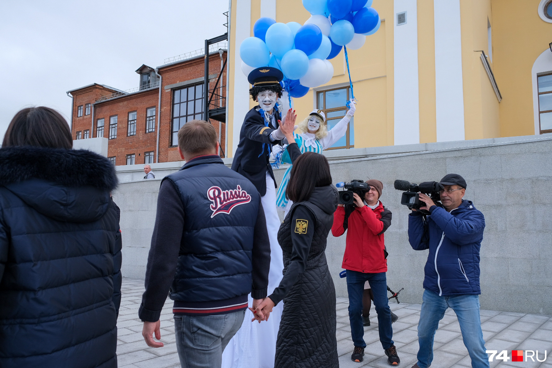 Но в сентябре прогулочную зону все-таки <a href="https://74.ru/text/gorod/2021/09/18/70143554/" class="_ io-leave-page" target="_blank">открыли</a> Но в сентябре прогулочную зону все-таки <a href="https://74.ru/text/gorod/2021/09/18/70143554/" class="_ io-leave-page" target="_blank">открыли</a>