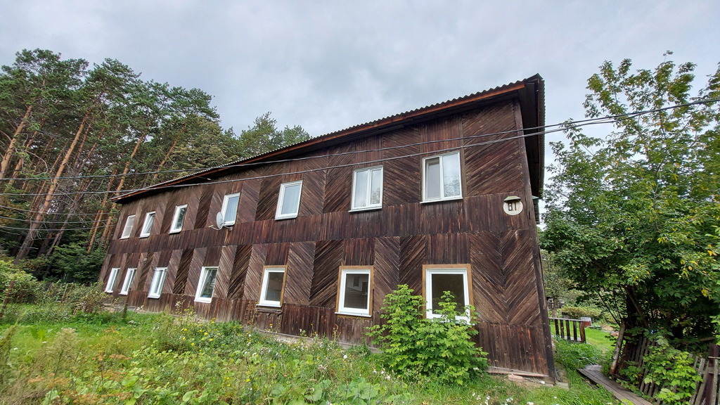 4-комнатную за 3,1 миллиона продают в этом доме 4-комнатную за 3,1 миллиона продают в этом доме