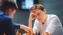 Юный гроссмейстер из Новочеркасска проиграл действующему чемпиону и выбыл из Кубка мира