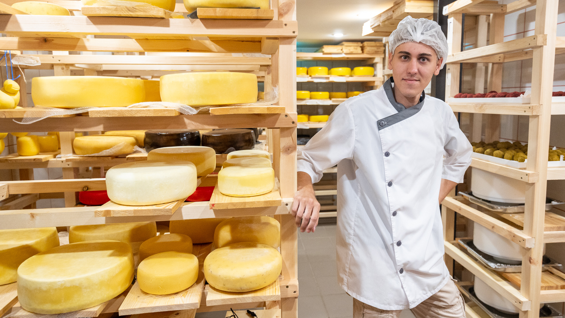«Варю с первого курса»: как студент из Новочеркасска открыл собственную сыроварню