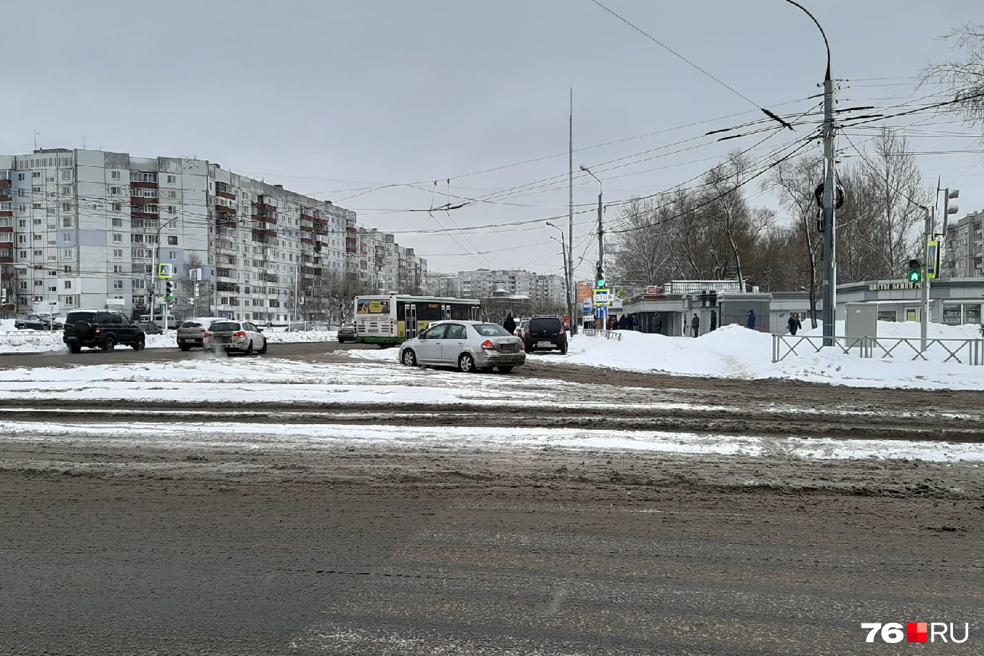 Пересечение Ленинградского проспекта и улицы Волгоградской — тоже еще довольно свободно Пересечение Ленинградского проспекта и улицы Волгоградской — тоже еще довольно свободно