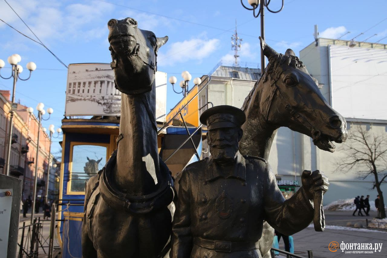 Памятнику конке у метро «Василеостровская» в Петербурге пытаются подарить  вторую жизнь 28 марта 2021 г. - 28 марта 2021 - ФОНТАНКА.ру