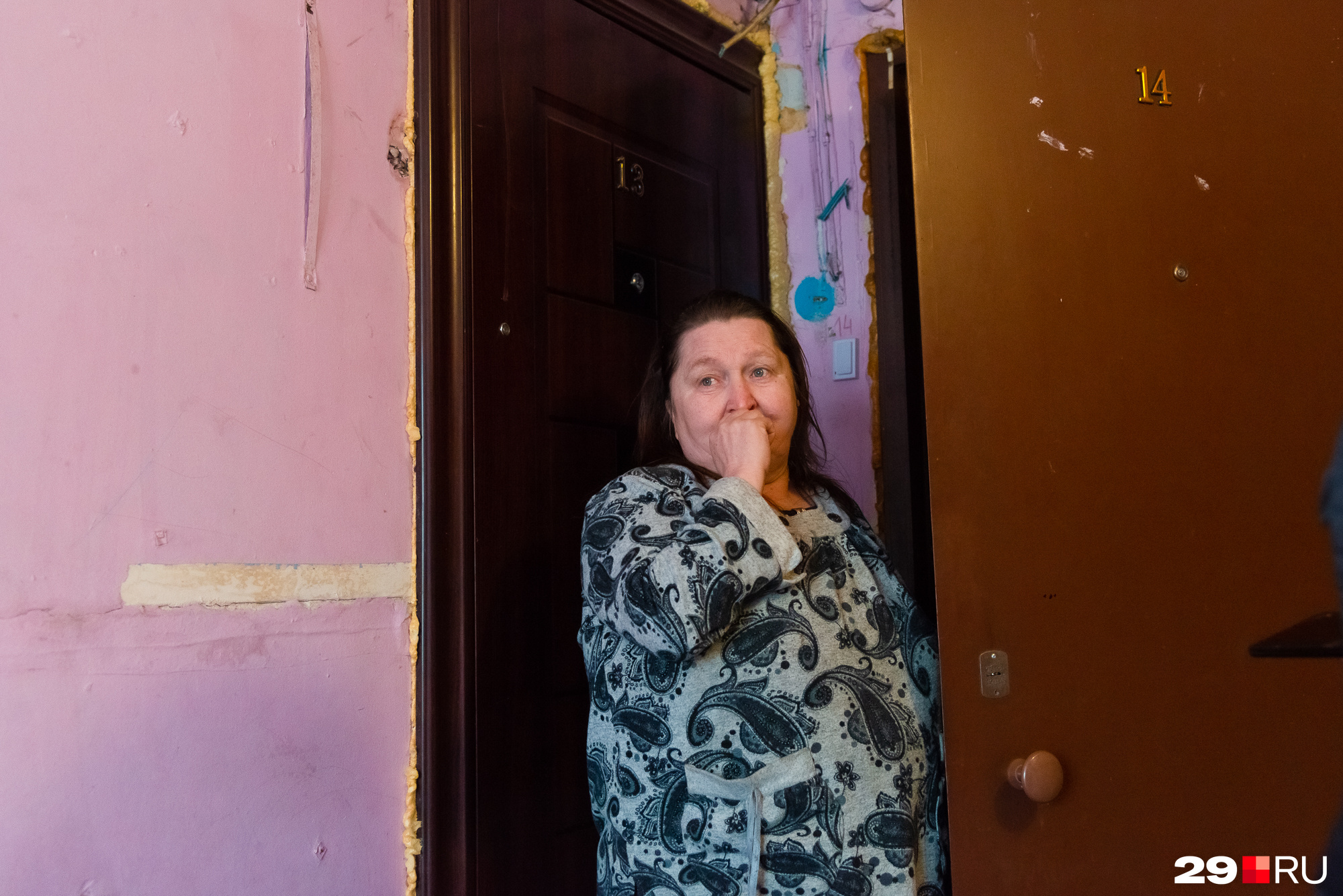 Светлана рассказала, как в 13-й квартире жильцы съехали после того, как их затопило Светлана рассказала, как в 13-й квартире жильцы съехали после того, как их затопило