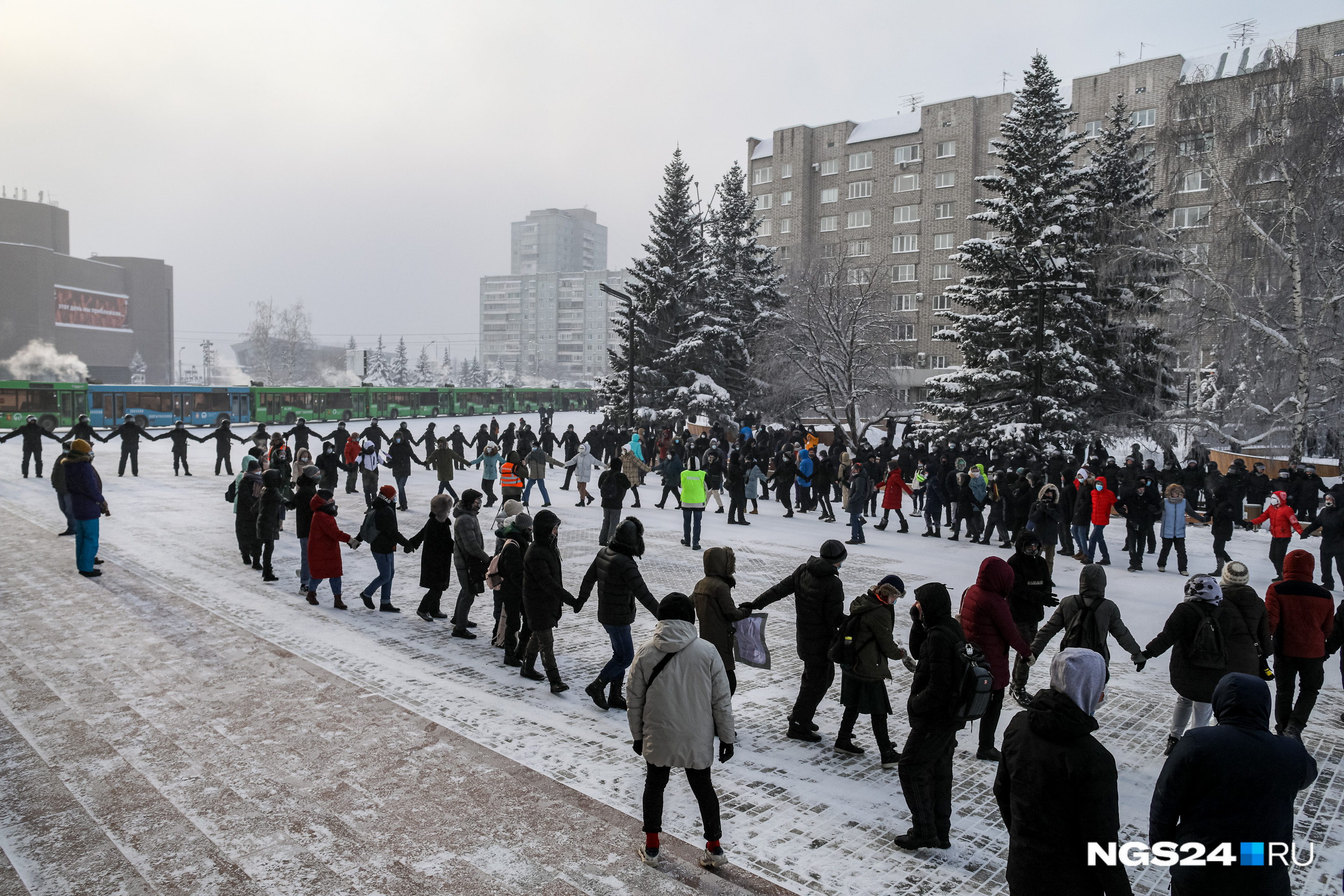 Нгс новости красноярск. Красноярск митинг 31 января. Красноярск митинг Навальный 31 января. Протест в Красноярске 2021. Митинг в Красноярске сейчас.