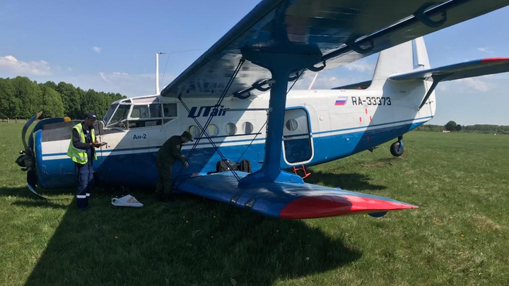 После жесткой посадки самолета в Тобольском районе возбудили уголовное дело