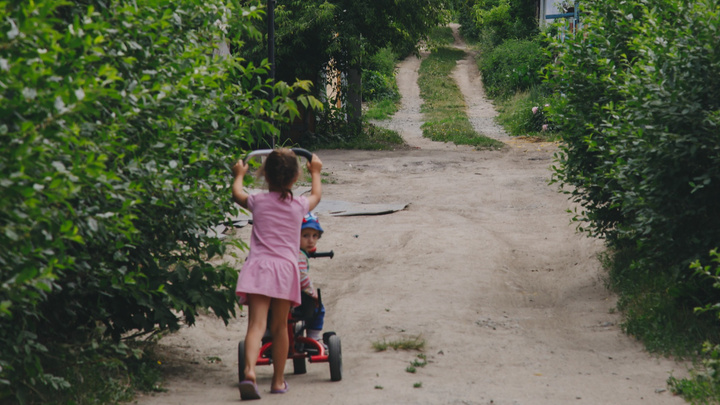 Выплаты на детей от 3 до 7 лет увеличатся в Кузбассе. Рассказываем, кого это коснется
