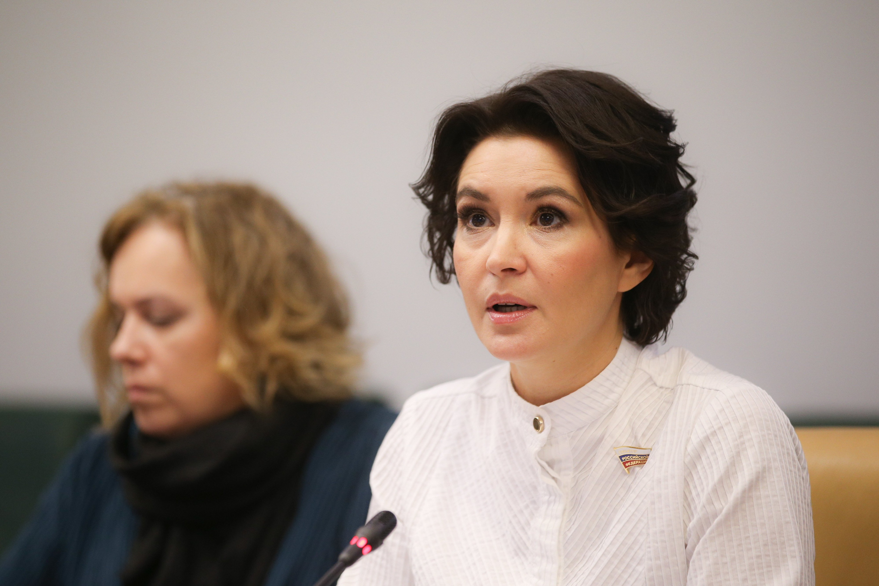 Маргарита Павлова была уполномоченным по правам человека в Челябинской области, а сейчас она член Комитета Совета Федерации по обороне и безопасности