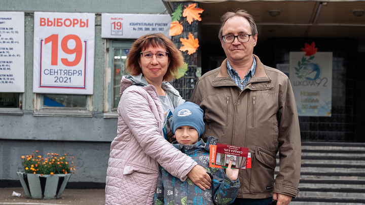 Кузбасс голосующий: фоторепортаж с избирательных участков