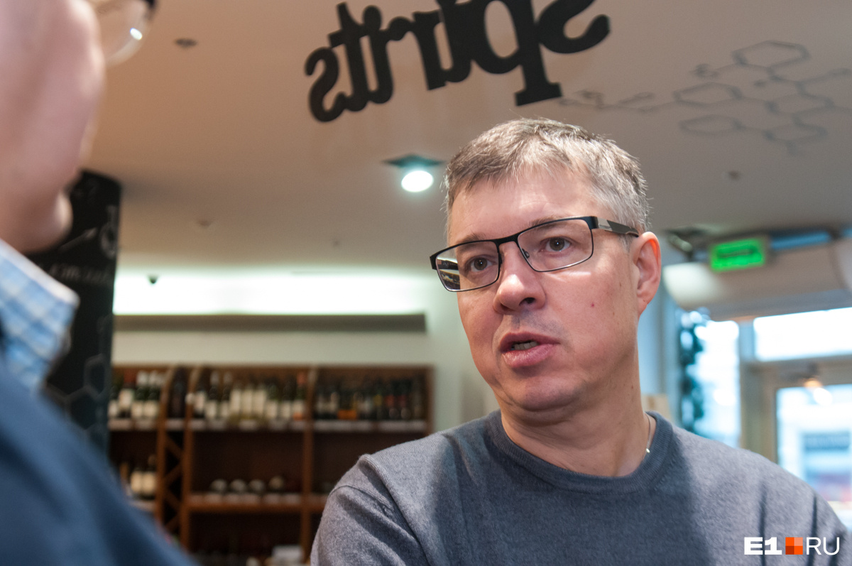 Илья Борзенков проработал в мэрии два года Илья Борзенков проработал в мэрии два года