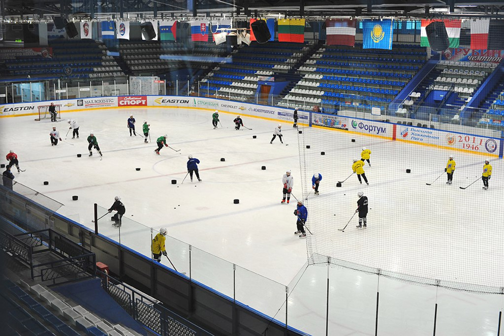 Тюменский дворец спорта. Дворец Рубин Тюмень. ДС Рубин Тюмень. Стадион Рубин Тюмень.