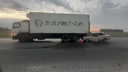 На трассе под Новосибирском ночью «Жигули» залетели под грузовик — пострадали пять человек