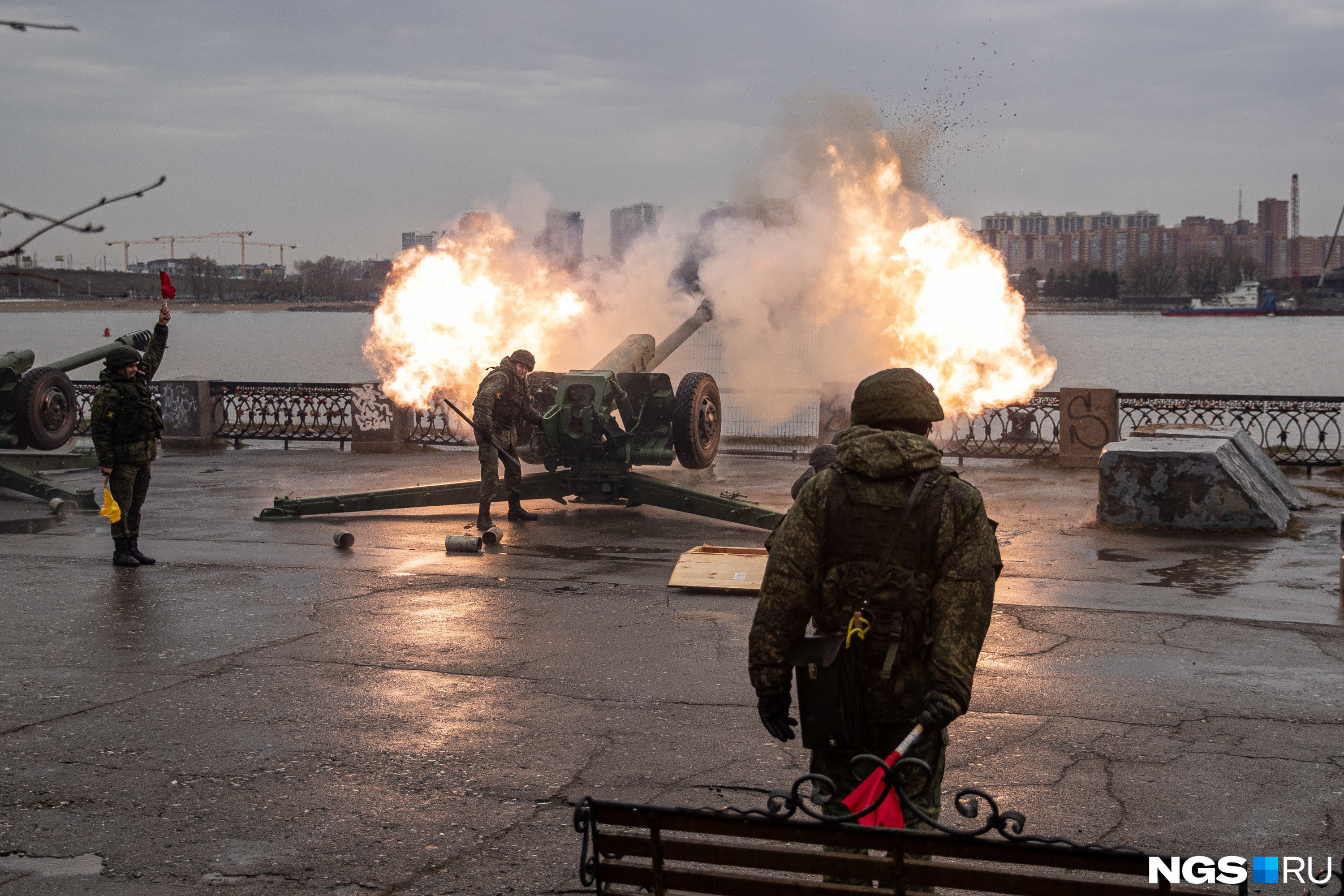 Репетиция дня Победы на Михайловской набережной в 2021 году